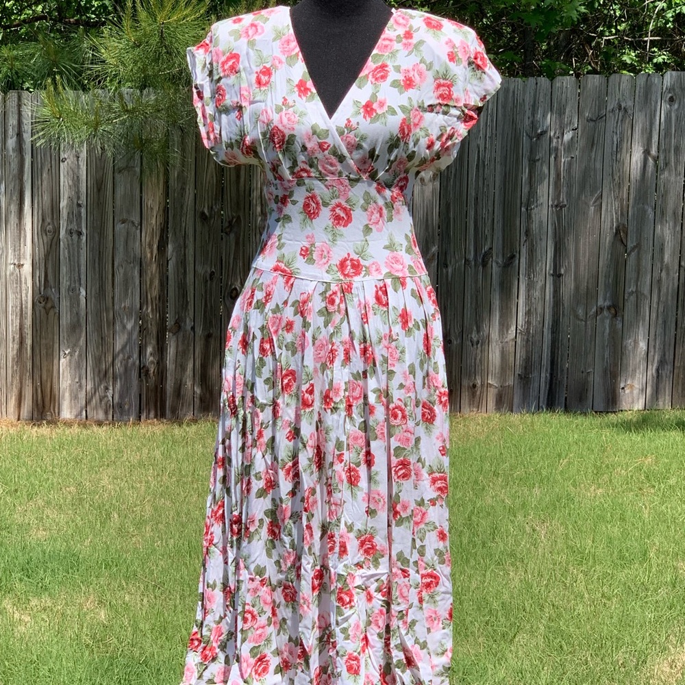 Floral vintage dress